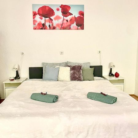 בודפשט Very Warm Home With Big Bed Near New York Cafe מראה חיצוני תמונה